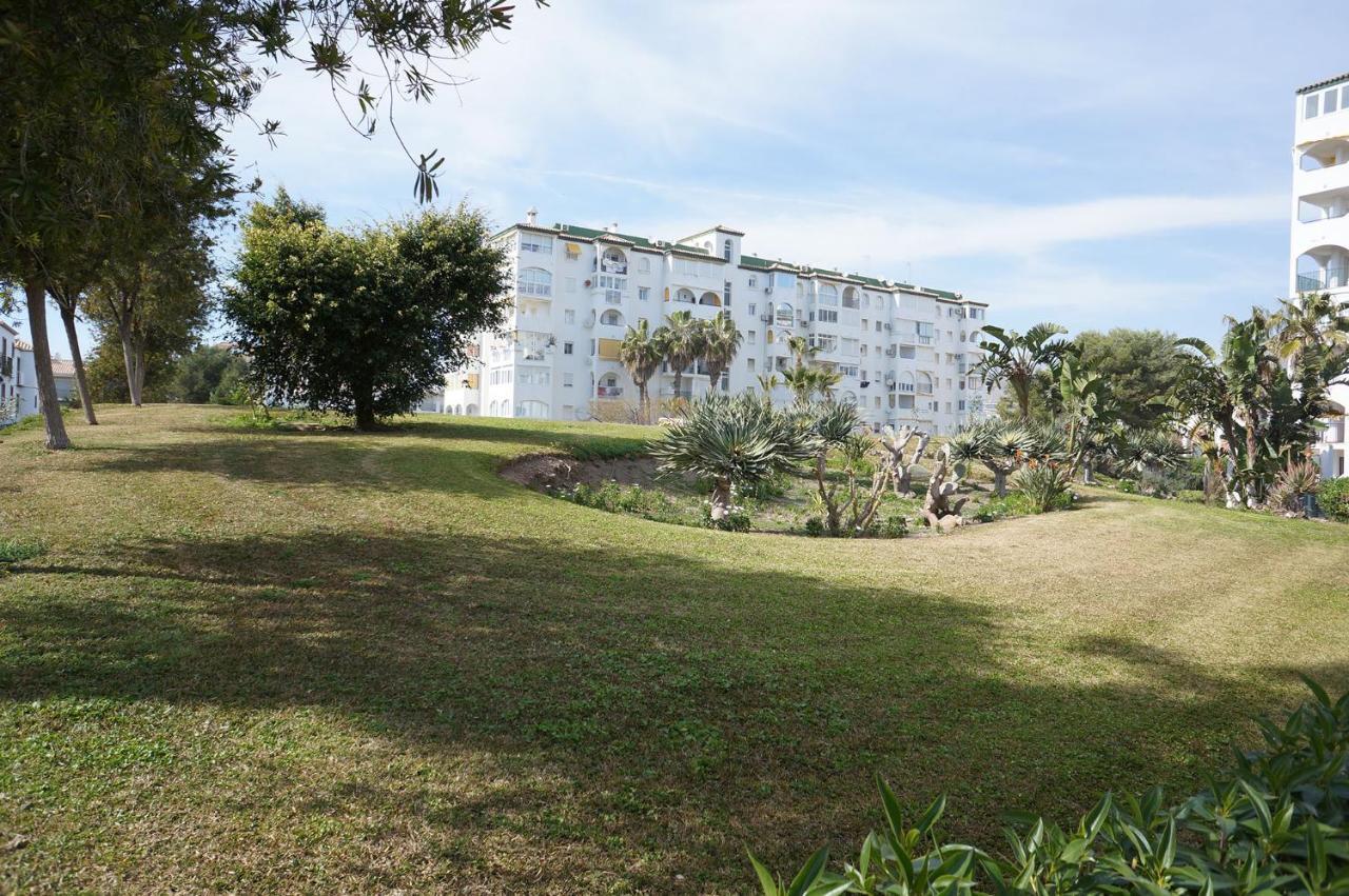 Laguna Beach Apartment Torrox Bagian luar foto